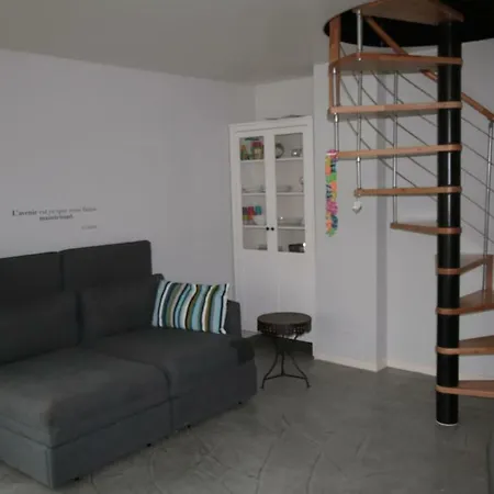 公寓 Confortable A La Campagne Et Proche De La Walhain-Saint-Paul